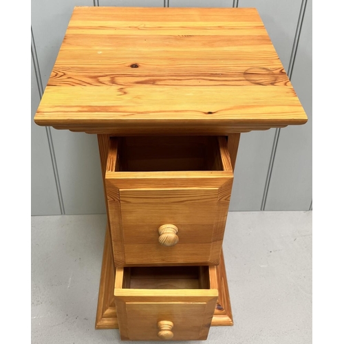 93 - A solid pine hall/plant stand, with two drawers. Dimensions(cm) H66, W37, D36.