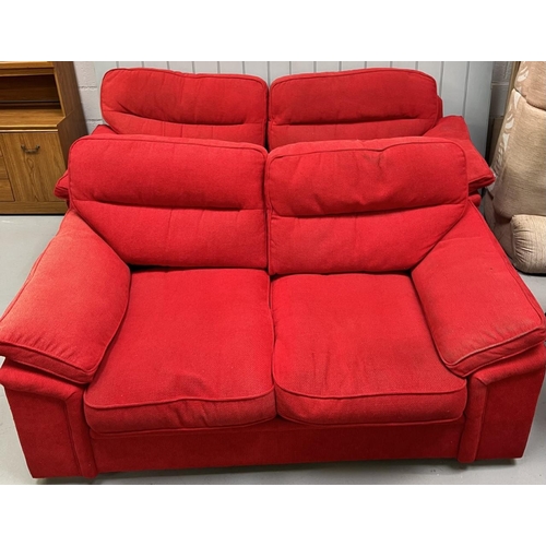 138 - A pair of red fabric sofa's. 
Dimensions(cm): H67 (To seat)47 W200/170 D92