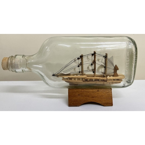 2500 - Ship in a bottle. 22cm.