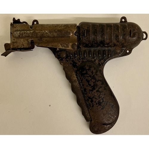 2504 - A vintage metal toy gun