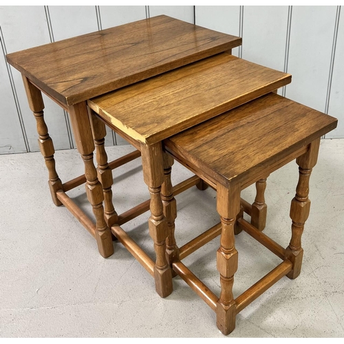 26 - A vintage nest of three tables. Largest dimensions(cm) H47, W49, D33.