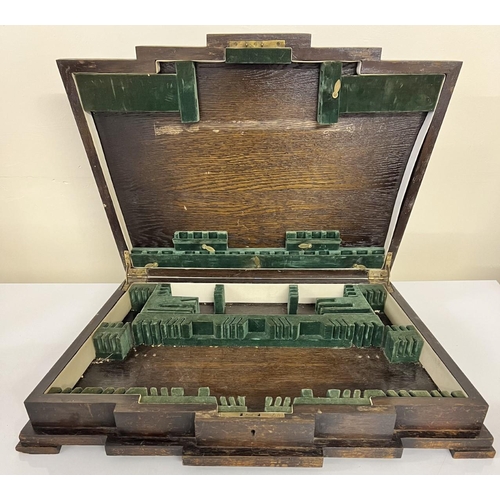 675 - A Victorian, oak, cutlery case. Key present.
Dimensions(cm) H11, W60, D36.