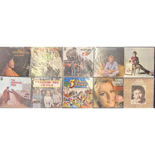 720 - A small collection of ten 1970's vinyl albums.