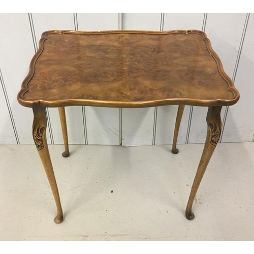 23 - A Georgian-style, pie-crust, side table. Dimensions(cm) H56, W53, D41.