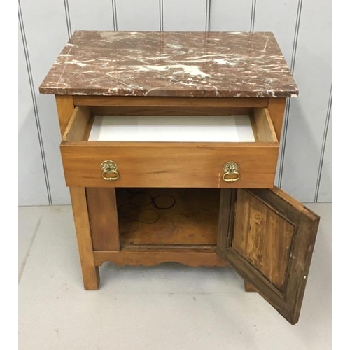 67 - An early 20th century marble-topped washstand. Dimensions(cm) H72, W62, D43.