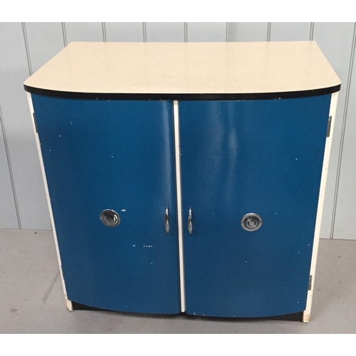 118 - A 1950's, blue & cream coloured larder cupboard by Shefco. Dimensions(cm) H85, W85, D53.