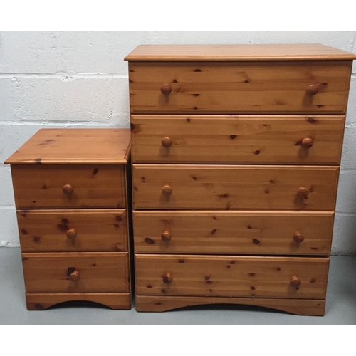 77 - A pine chest of five drawers, together with a pine three drawer bedside cabinet. Dimensions(cm) H107... 