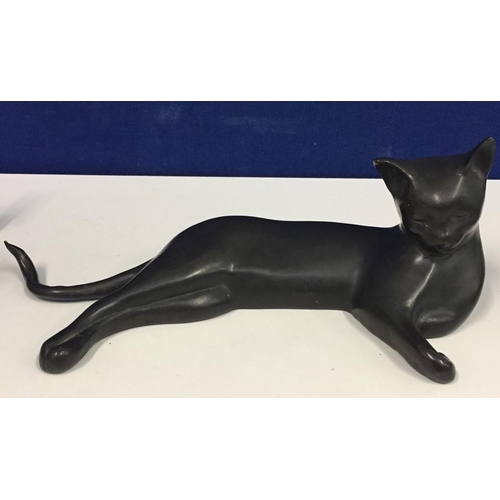 625K - A collection of ten ornamental cats. Includes Border Fine Arts, cast iron doorstop etc.