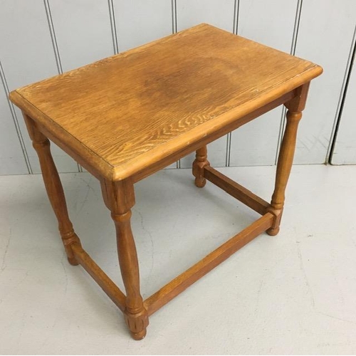 3 - A vintage side table.
Dimensions(cm) H46, W50, D34.