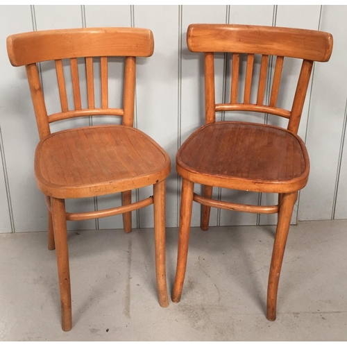 154 - A pair of vintage chairs. Dimensions(cm) H78(47 to seat), W35, D38.