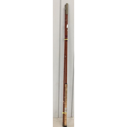 704 - A mixed lot of vintage sports & leisure items, including a leather-seated shooting stick, a metal-fr... 