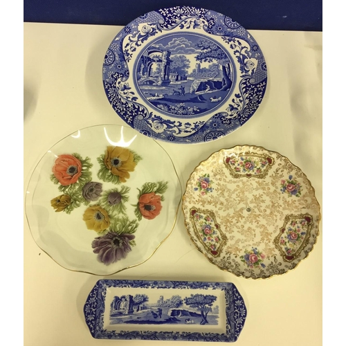 537 - A Spode Italian blue & white cake stand (28cm diameter), together with an Old Foley James Kent plate... 