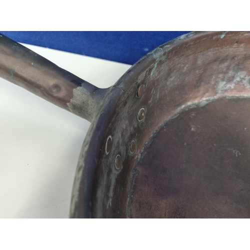 475 - A substantial early 19th century/Georgian, hollow handled & coppered skillet pan. Antique repair to ... 