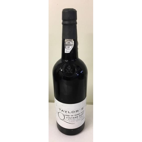 489 - Taylor's Quinta de Terra Festa 1986 (bottled 1988) vintage Port.