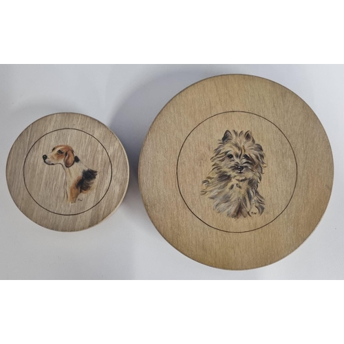 630 - A retro collection of finely hand-painted canine miniatures on five wooden coasters & six mats. Sign... 