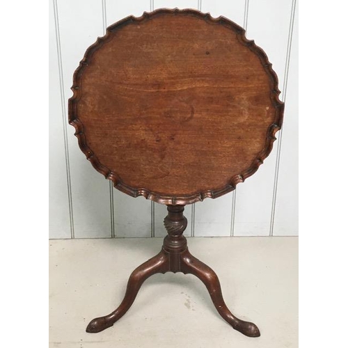 88 - A 19th century, mahogany piecrust tea table, with tilt-top mechanism. Dimensions(cm) H70, W57, D57.