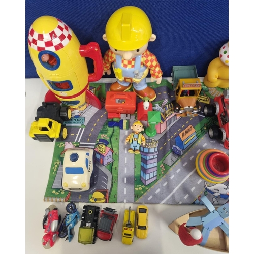 764 - A mixed lot of contemporary children's toys, to include various characters. 'Bob the Builder', 'In t... 