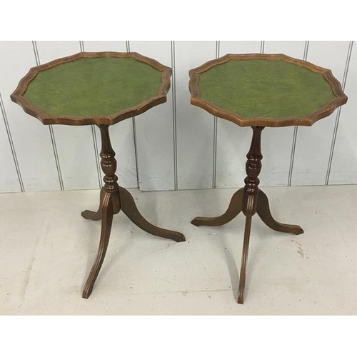 28 - A pair of mahogany wine tables. Identical design/dimensions, but differing ages. Dimensions(cm) H63,... 