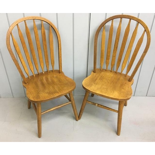 170 - A pair of Windsor chairs. Dimensions(cm) H98(46 to seat), W45, D50.