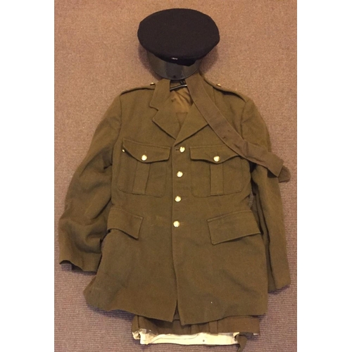 268C - A British Army, Signals regiment, no.2 dress uniform.