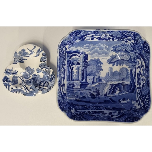 508 - An attractive 'Copeland' 'Italian' pattern blue & white bowl, together with a 'Willow' 'Wedgwood' sh... 