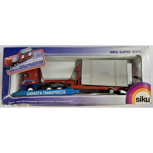 2446 - Siku 3425 1:55 Garage Transporter.