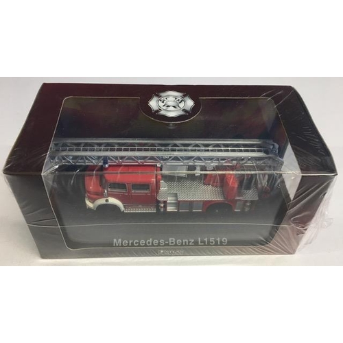 2154 - Atlas Editions Fire Vehicle 4144109 Mercedes-Benz L1519. Still cellophane sealed.