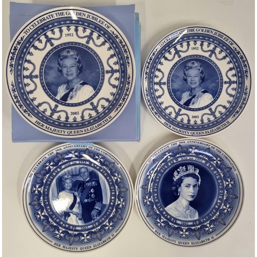 506A - Six 'Wedgwood' 'Daily Mail' edition royal commemorative wall plates. Three in original boxes. Plate ... 