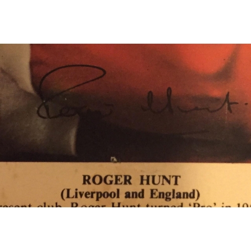 730 - A mixed lot of sports memorabilia. Includes a David Seaman signed photo, Roger Hunt signed picture, ... 