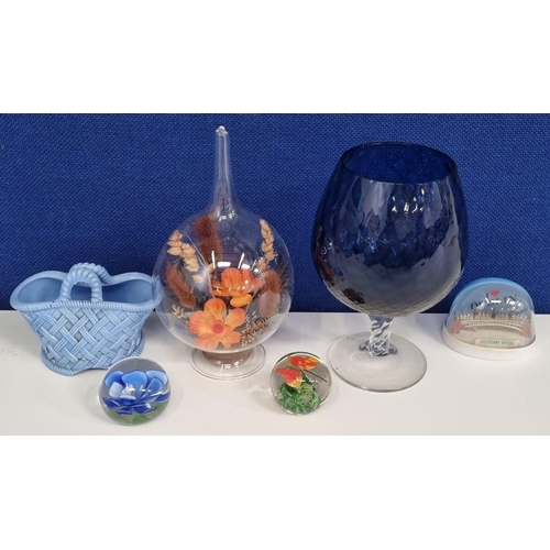 221 - A collection of six pieces of smaller, decorative glassware, to include two paperweights.