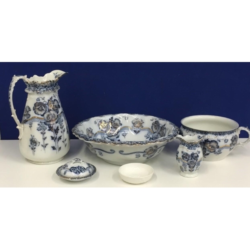 613 - A stunning Victorian Burslem Ware wash set, by Ford & Sons. Includes bowl, jug, commode, soap dish &... 