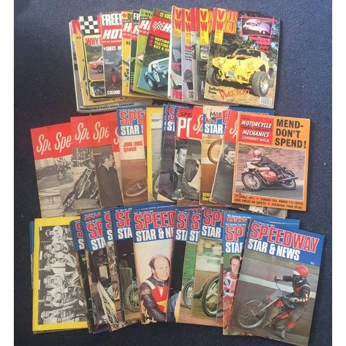 3237 - A collection of vintage speedway & motor racing magazines, dating from 1968 to 1972. Approximately s... 