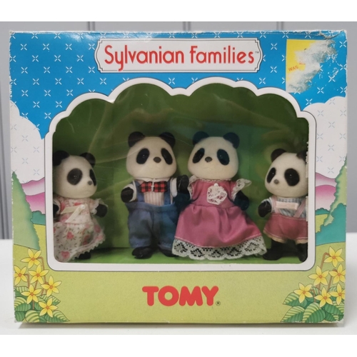 Sylvanian Families The Bamboos (panda bears). Manufacturer/Model No: Tomy  2885. Unchecked for comp