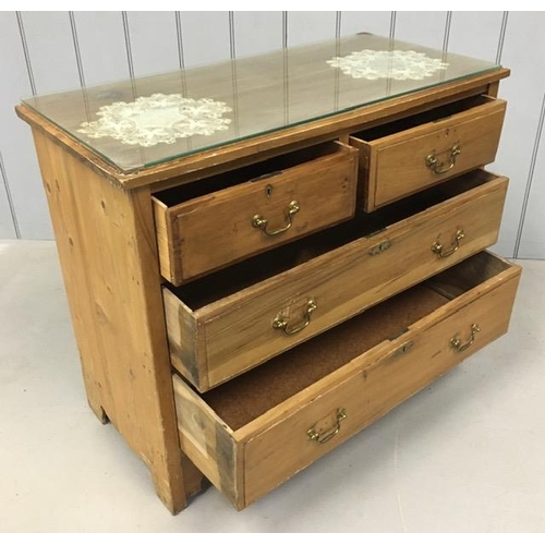 68 - A vintage, solid pine chest of two over two drawers, with brass handles. Dimensions(cm) H68, W88, D4... 