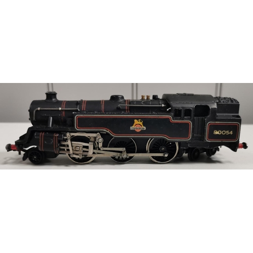 2732 - A collection of two boxed & one unboxed Hornby-Dublo Locomotives. To include 0-6-2 Tank Locomotive B... 