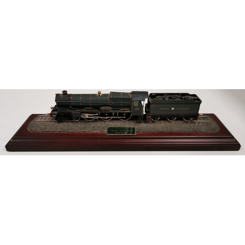 2763 - Hornby Country Artists boxed 'King Stephen' King Class locomotive, mounted on a wooden plinth. Model... 