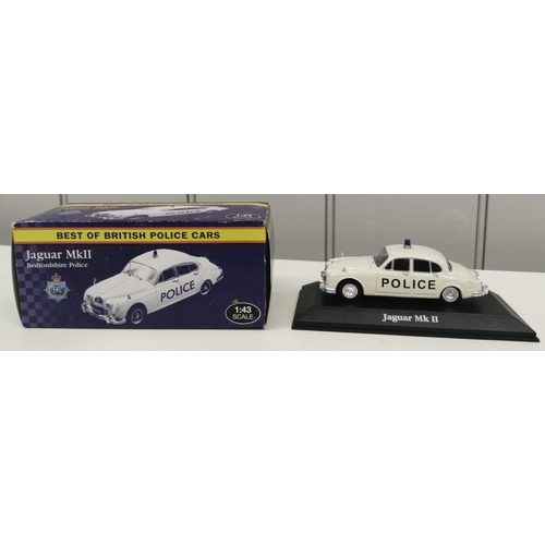 2117 - Atlas Editions Best of British Police Cars 4650101 1:43 Scale Jaguar MkII - 'Bedfordshire Police'.