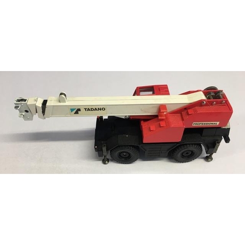 2359 - Tadano 1:50 Scale Professional Mobile Crane. Missing crane pins & hook.