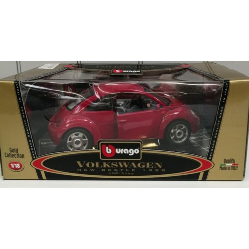 2191 - A boxed, 1:18 scale, 'Burago' 'Gold Collection' VW New Beetle 1998, model no.3342