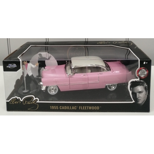 2194 - A boxed, 1:24 scale, 'Jada' Elvis Presley 1955 Cadillac Fleetwood with diecast Elvis figure.