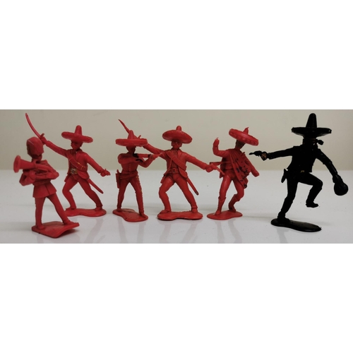 1870 - An eclectic mix of vintage, plastic toy soldiers, cowboys etc.