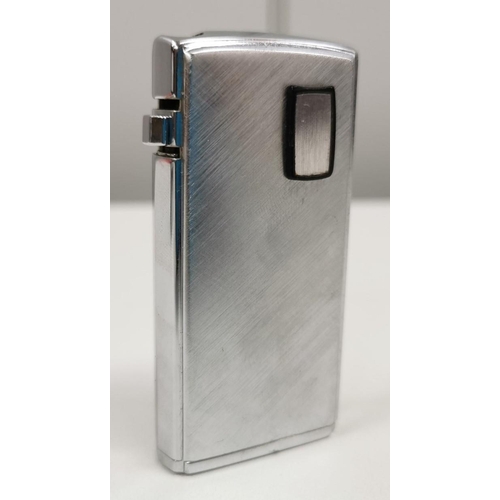 1512 - A vintage 'Ronson Varaflame VE200' electronic lighter, with original box & paperwork.