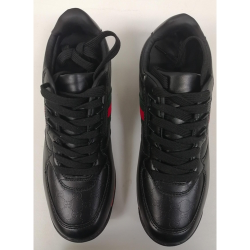 1537 - Brand new in box, Gucci-style black trainers size 43 (EUR) - approx. size 9 (UK).