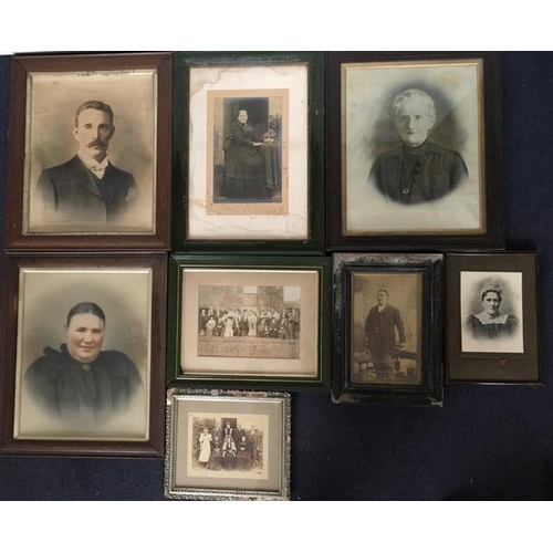 286 - A selection of antique & vintage framed pictures & photographs. To include two group pictures, two m... 