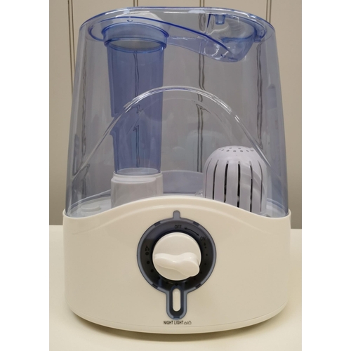 830 - A boxed 5 litre ultrasonic humidifier with integrated nightlight. Model number A46JY. Appears new & ... 