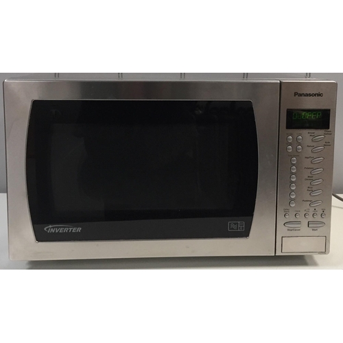 1578 - A used 'Panasonic' Inverter 900w stainless-steel microwave, model no.NN-ST4795 BPQ. Complete with or... 