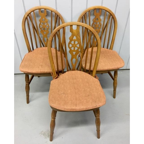 66 - A solid pine circular, pedestal breakfast table & three wheelback chairs.
Dimensions(cm) Table H78, ... 