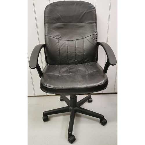 121 - A height-adjustable, swivel manager's chair. Dimensions(cm) H110(53 to seat), W63, D56.