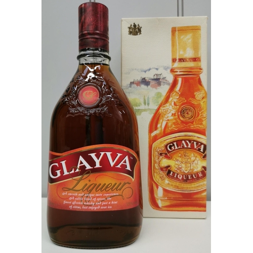 245C - A 1 litre bottle of Glayva Liqueur, with presentation box.