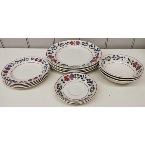 508 - A collection of twenty-six items of mixed kitchenware. To include plates, Christmas cake stand & tra... 